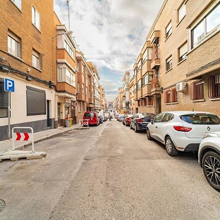 Edsam Madrid Apartments Black Εξωτερικό φωτογραφία