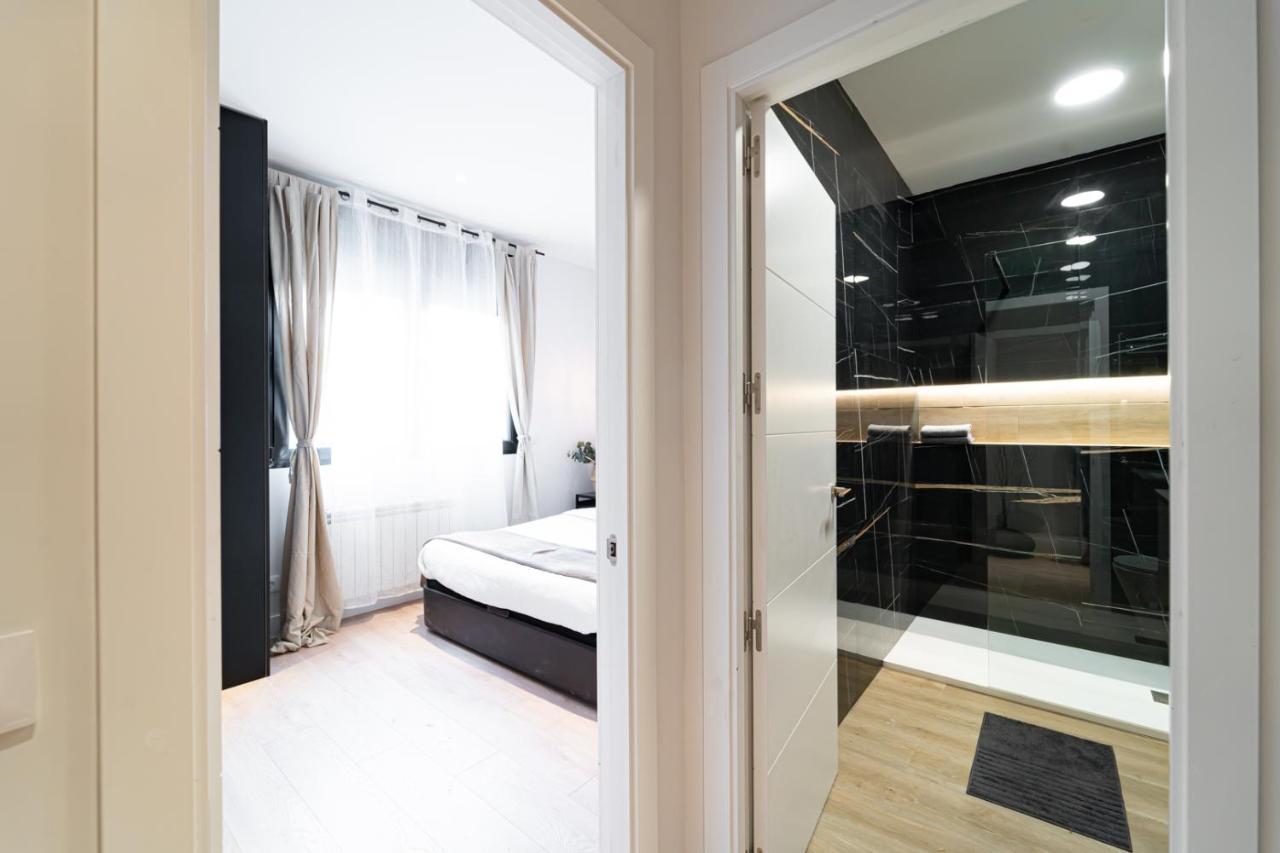 Edsam Madrid Apartments Black Εξωτερικό φωτογραφία